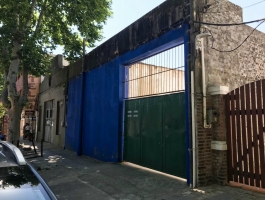 GALPÓN, DEPÓSITO, O TERRENO EN CENTRO DE LA CIUDAD DE COLONIA DEL SACRAMENTO